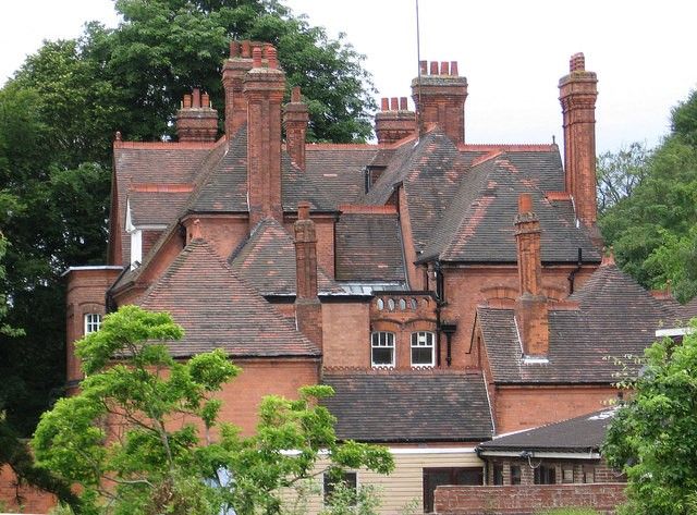 local roofer local contractor